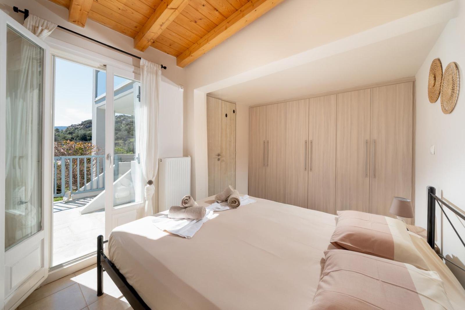 Bee Home By A&D Properties Porto Rafti Exterior photo