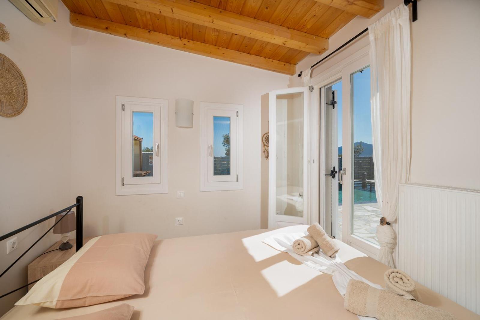 Bee Home By A&D Properties Porto Rafti Exterior photo